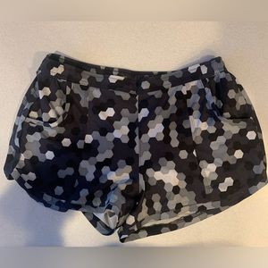 Athleta shorts size Medium